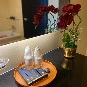 Hotel Kinta Riverfront &, Ipoh
